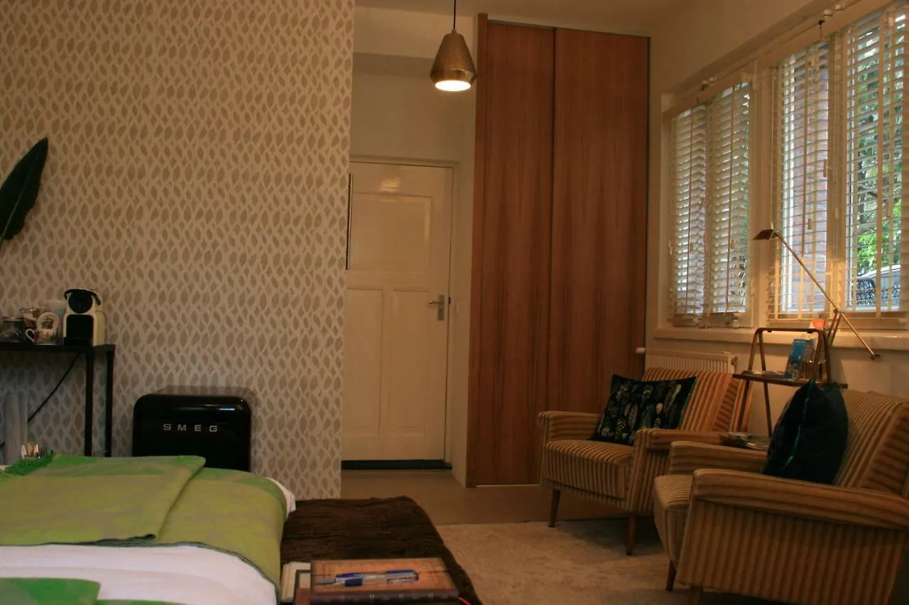 B&B Emma Ln Amsterdam Bed & Breakfast