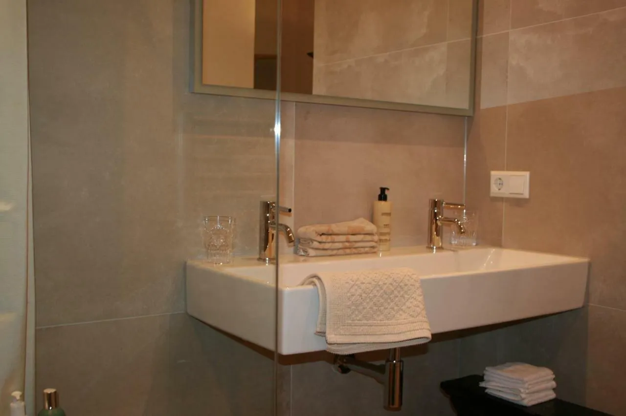 B&B Emma Ln Amsterdam Bed & Breakfast